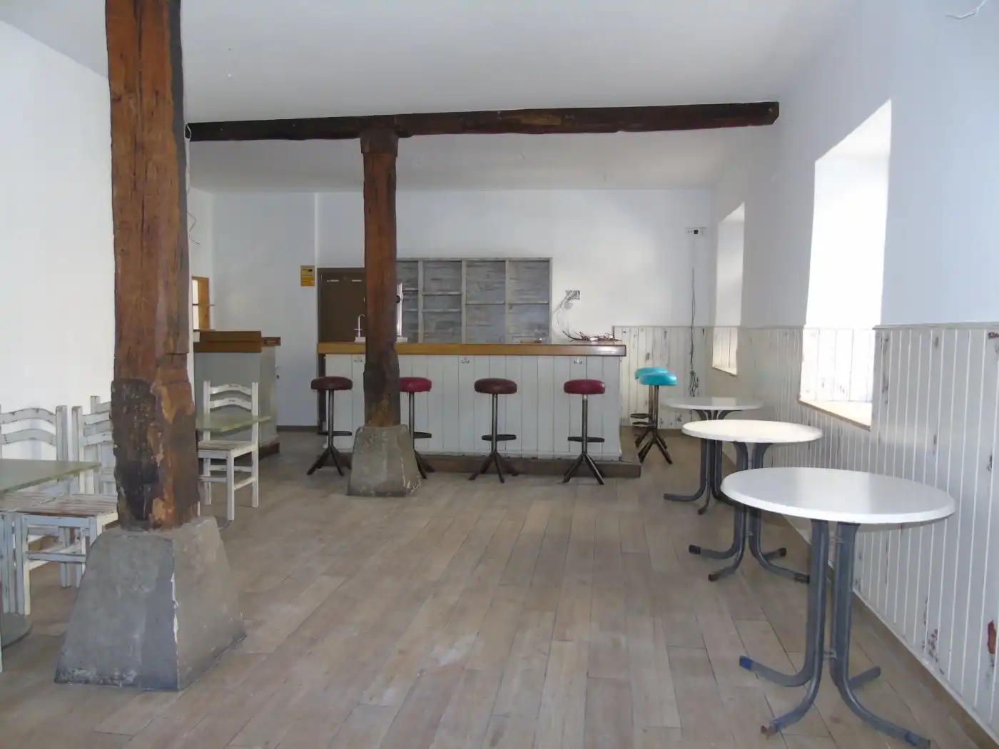 Commercial properties for rent in Riotuerto  with Furnished