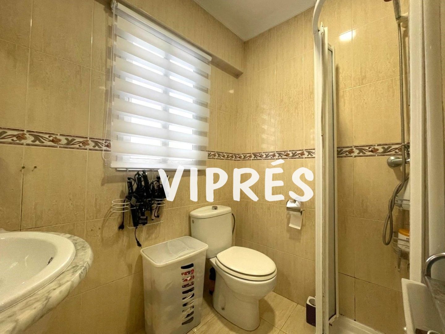 Bathroom of Flat for sale in Cáceres Capital  with Air Conditioner and Heating