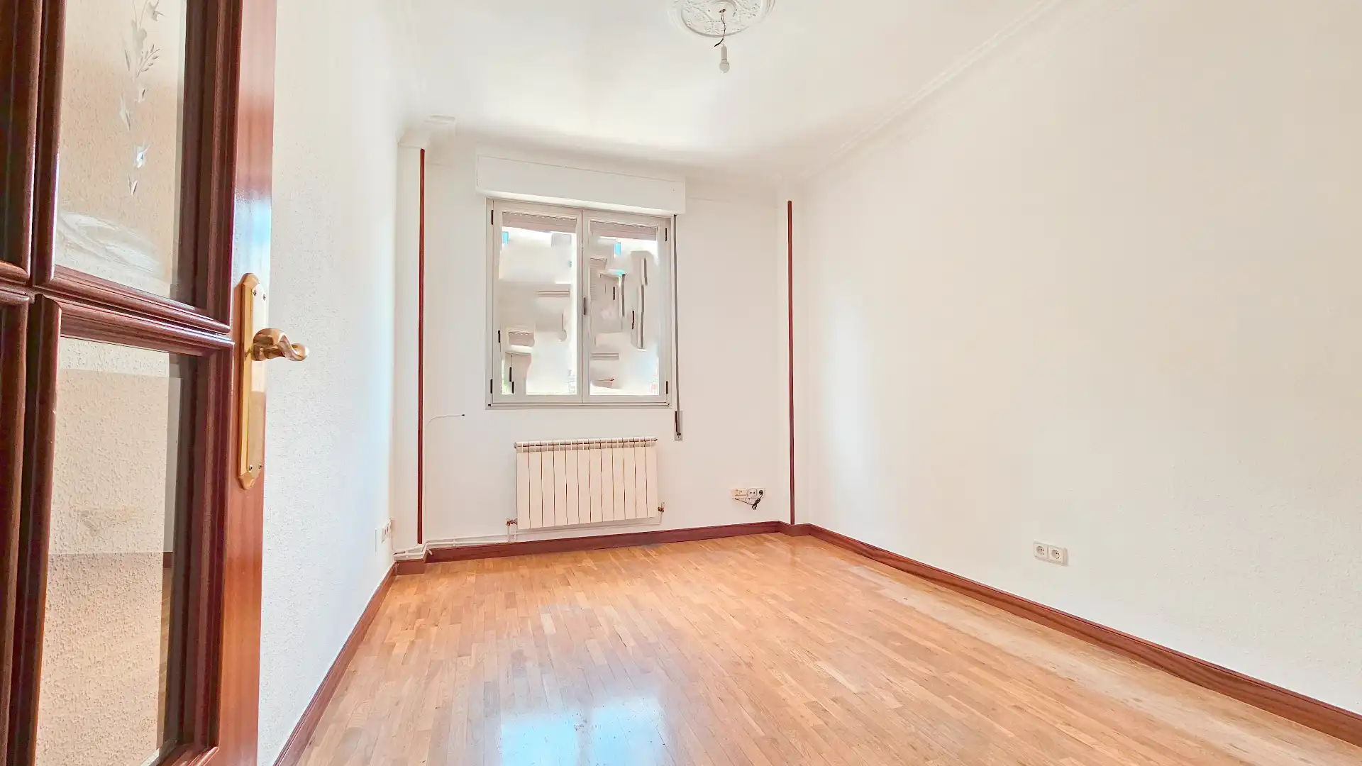 Habitación de Piso en venta en Vitoria - Gasteiz con Calefacción, Parquet y Trastero