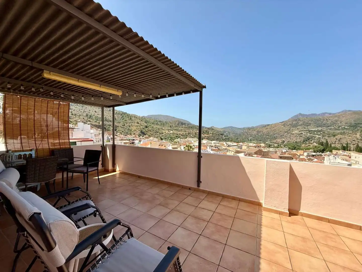 Terrassa de Casa o xalet en venda en Vélez de Benaudalla
