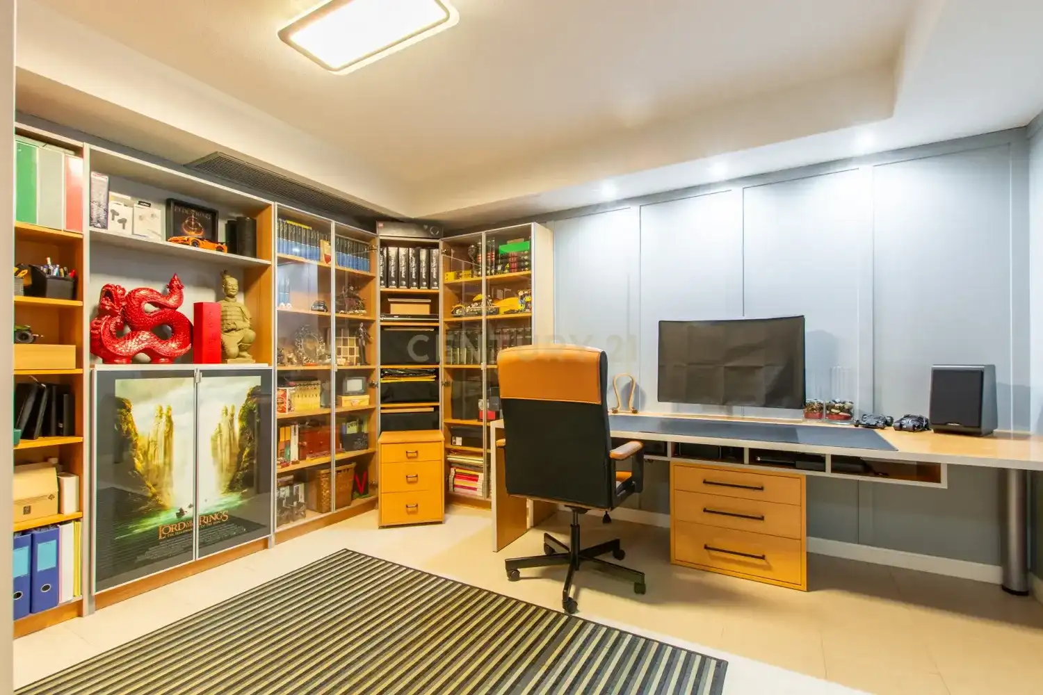 Detached homes for sale in Parla  with Air Conditioner, Storage room and Swimming Pool