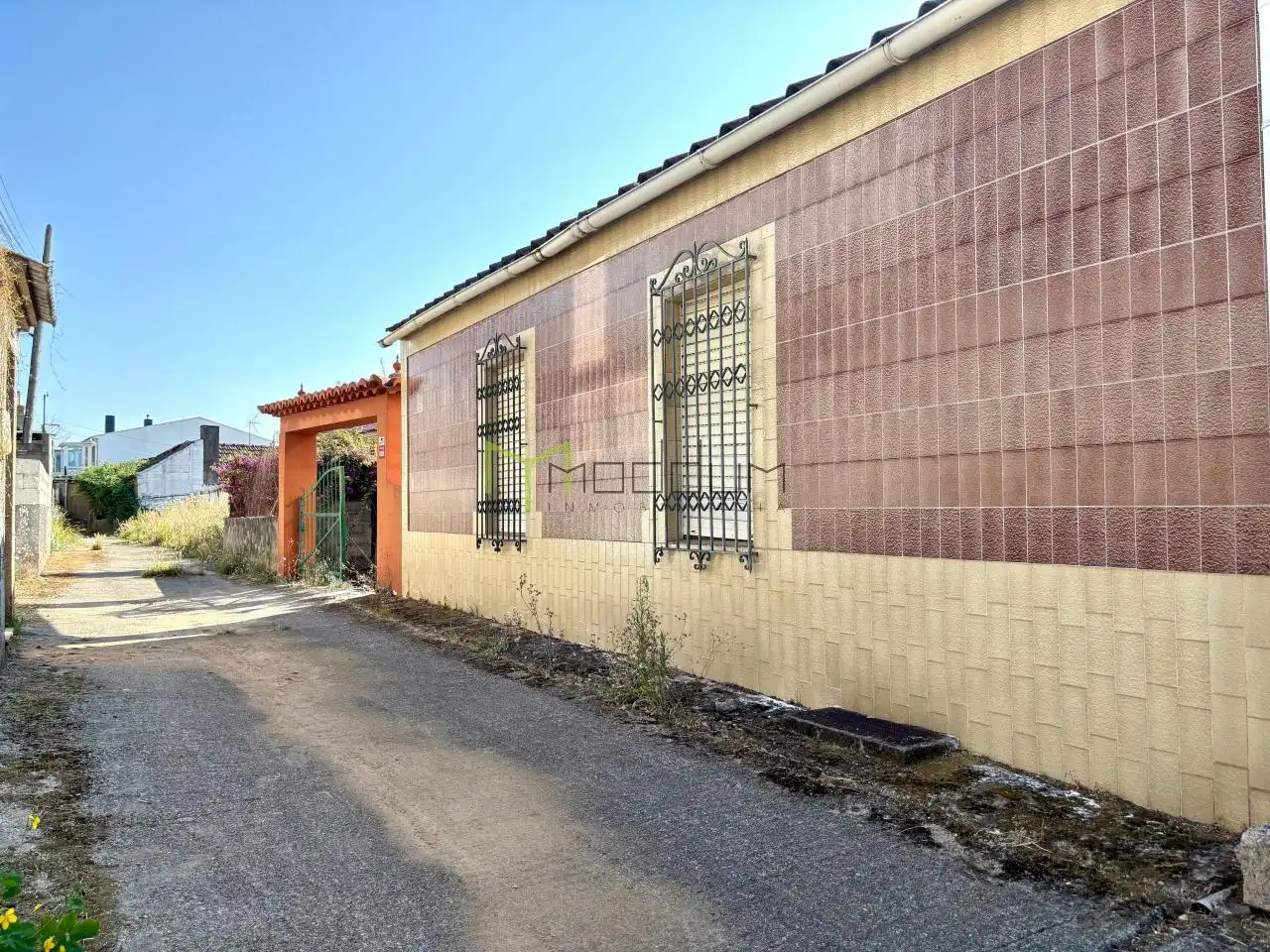 Außenansicht von Haus oder Chalet zum Verkauf in Vigo  mit Heizung, Privatgarten und Terrasse