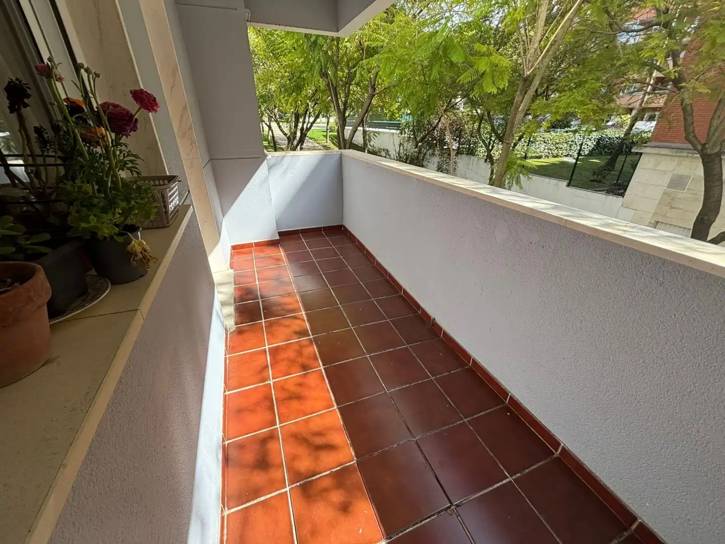 Terrasse von Wohnung zum Verkauf in Bormujos mit Klimaanlage, Terrasse und Abstellraum