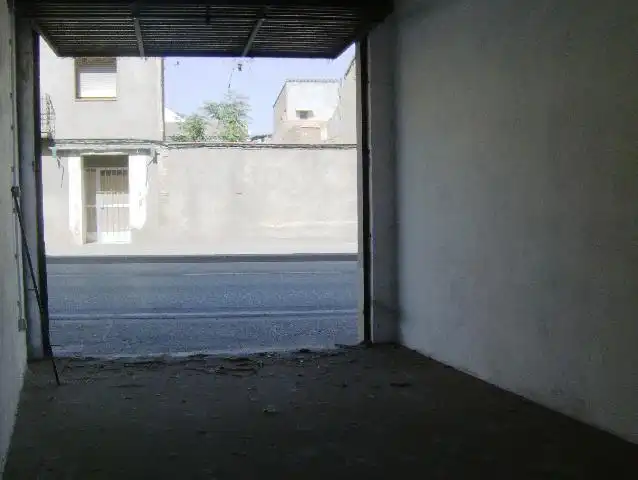 Local en venta en Binéfar