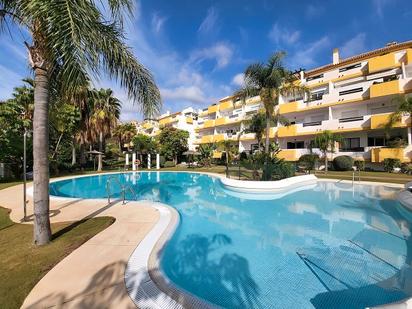Vista exterior de Apartament en venda en Mijas amb Aire condicionat, Terrassa i Moblat