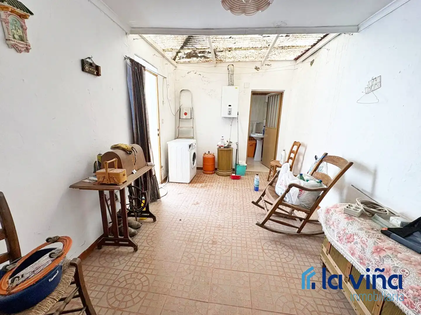 Houses for sale in Palenciana  with Storage room and Furnished