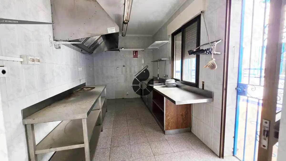 Gewerbefläche zum Verkauf in Coria del Río, imagen 4