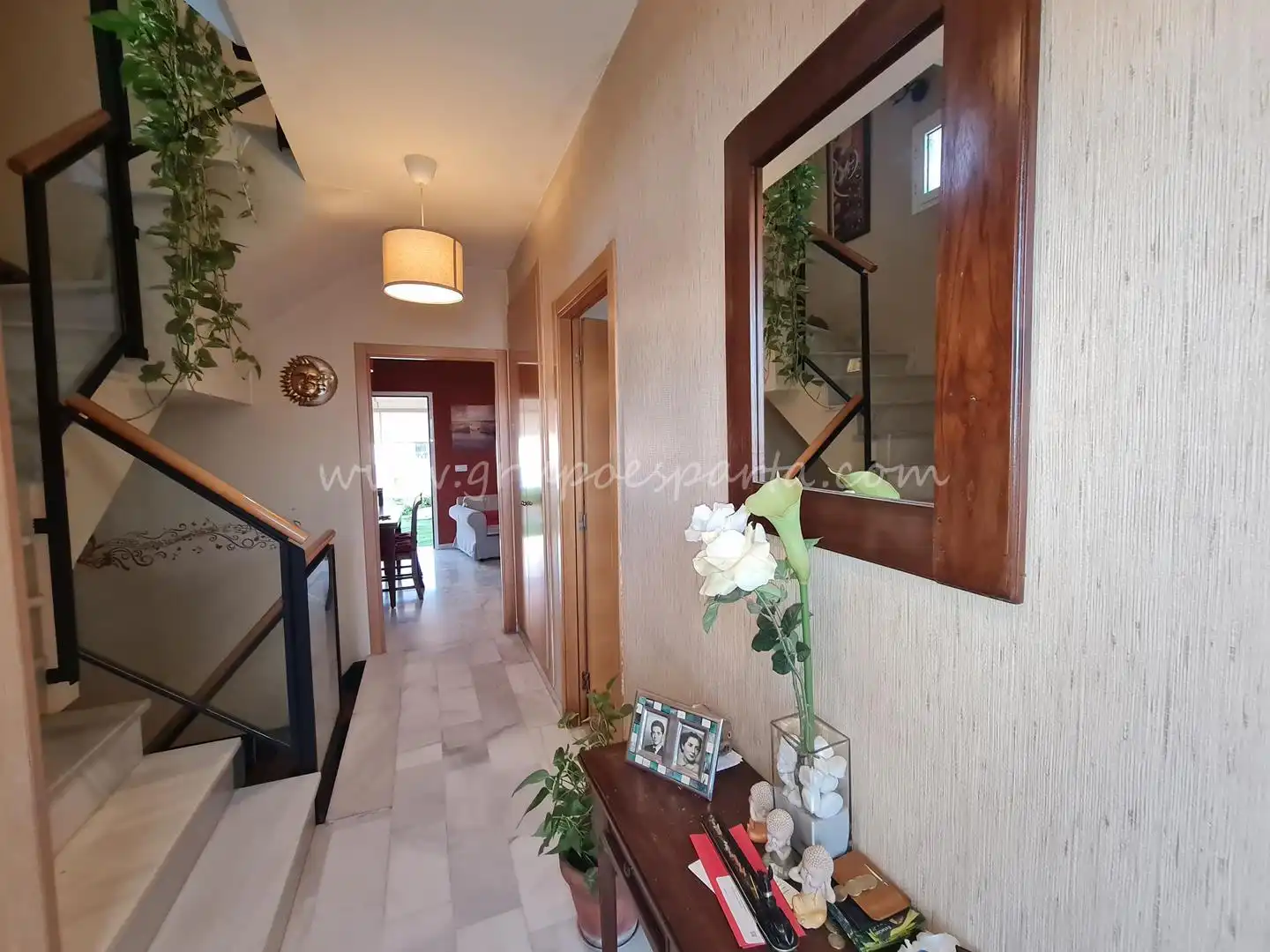 Casa adosada en venta en Huévar del Aljarafe con Aire acondicionado, Jardín privado y Terraza