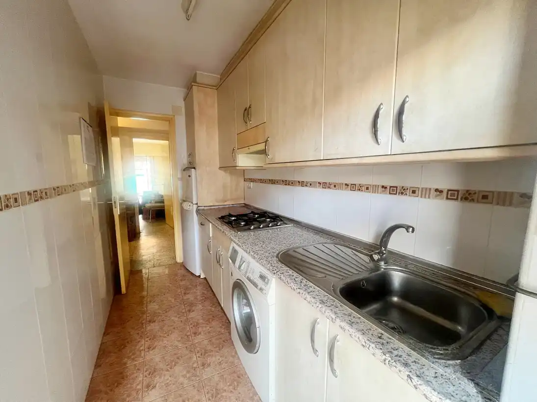 Cuina de Pis en venda en Madrid amb Terrassa, Moblat i Rentadora