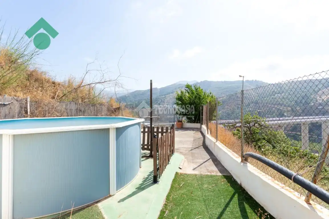 Terraza de Finca rústica en venta en Almuñécar con Piscina