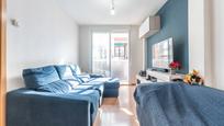 Living room of Flat for sale in  Madrid Capital  with Heating, Terrace and Storage room