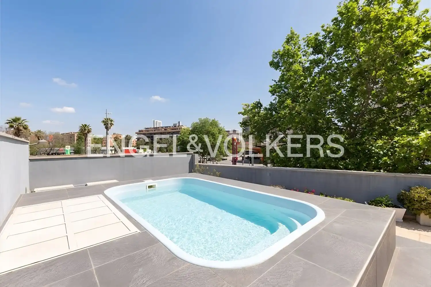 Swimming pool of Duplexes for sale in Valencia  with Air Conditioner, Heating and Private garden