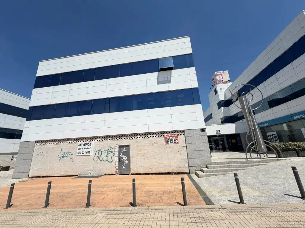 Außenansicht von Büro zur Miete in Móstoles