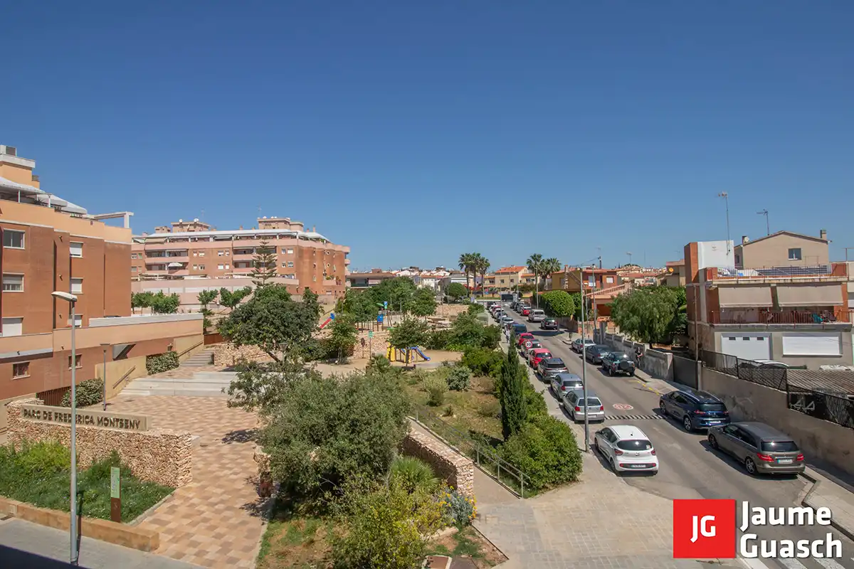 Außenansicht von Wohnung zum Verkauf in Torredembarra mit Klimaanlage, Heizung und Balkon