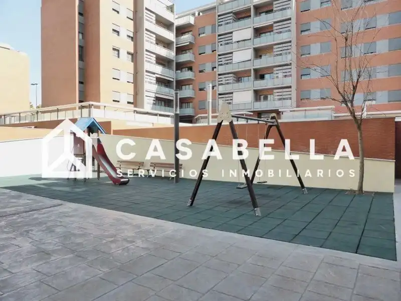 Aparcament de Pis en venda en Casas Verdes