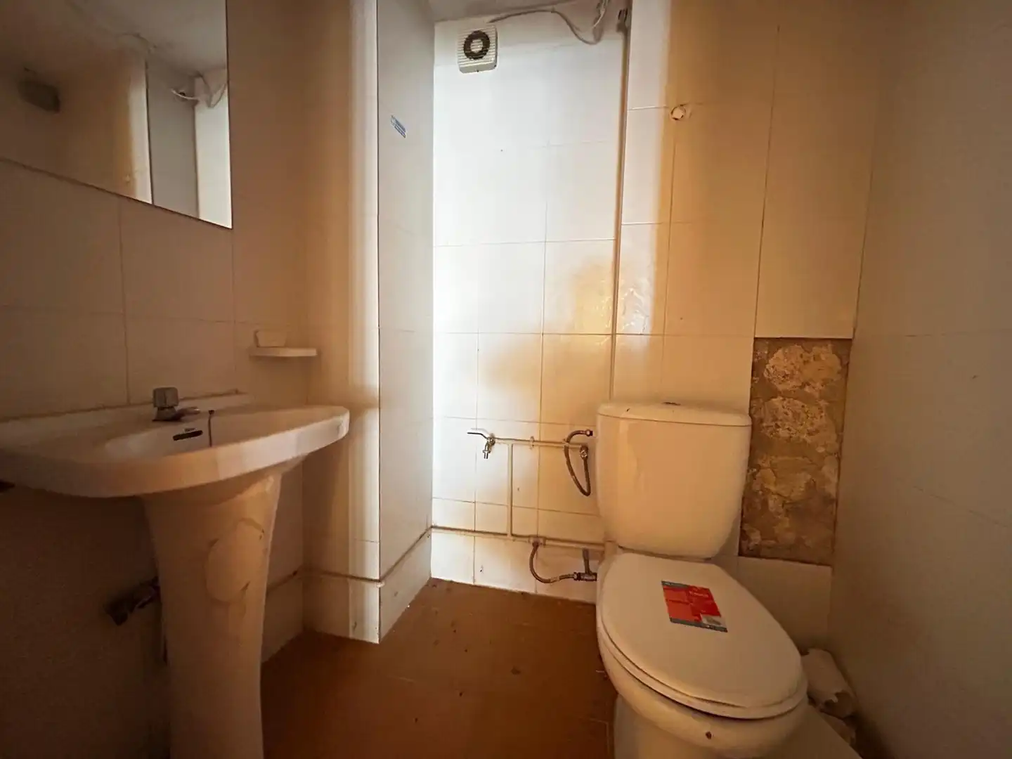 Bathroom of Commercial properties for sale in Murcia
