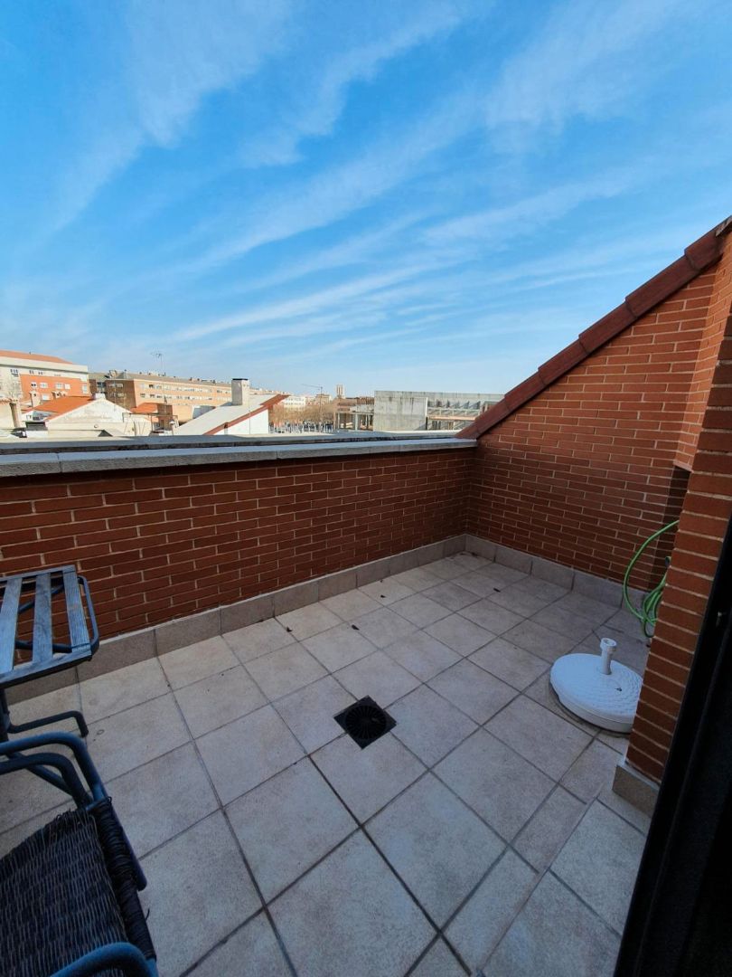 Terrassa de Dúplex en venda en Ciudad Real Capital amb Aire condicionat, Calefacció i Terrassa