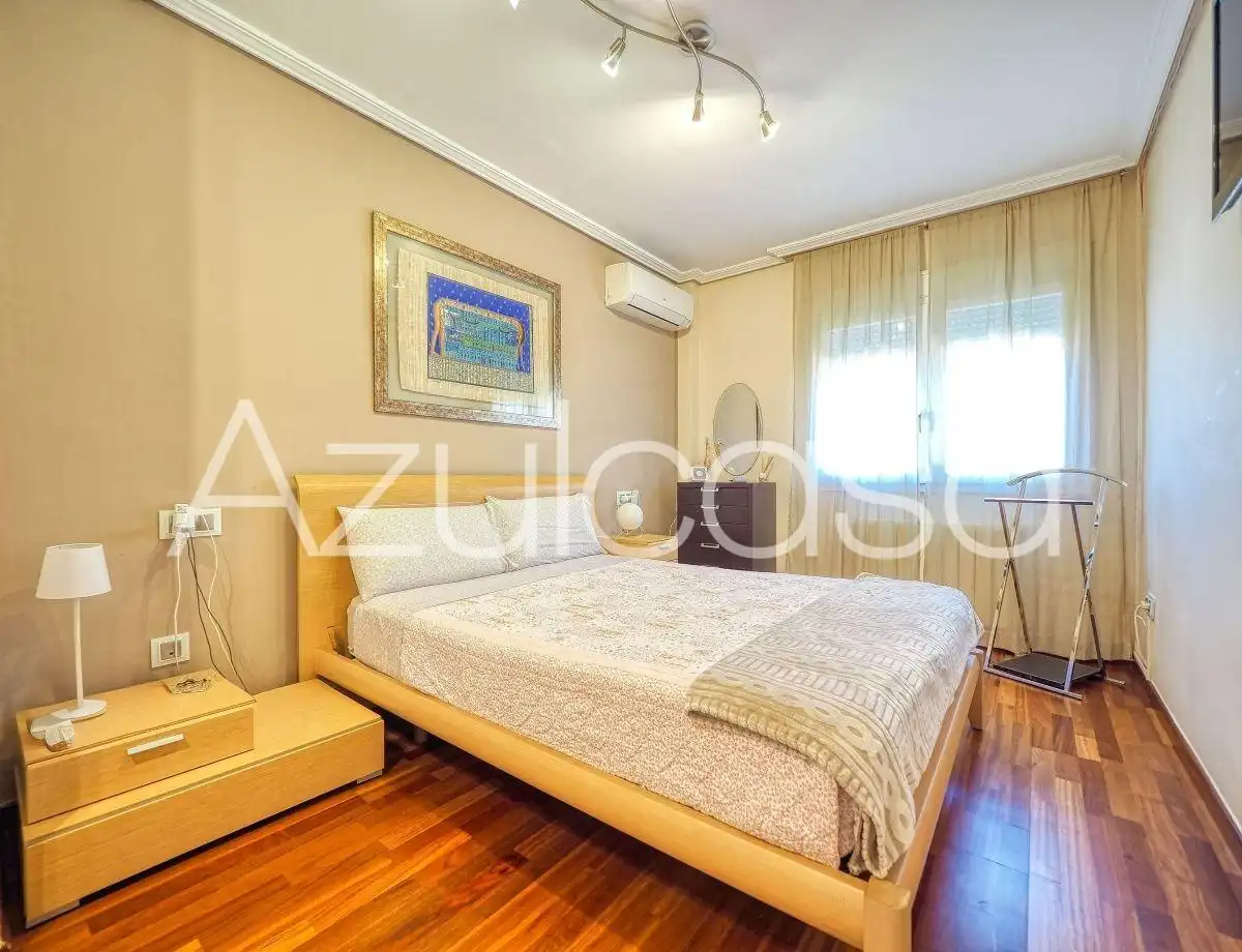 Bedroom of Houses for sale in Mutxamel  with Air Conditioner, Heating and Terrace