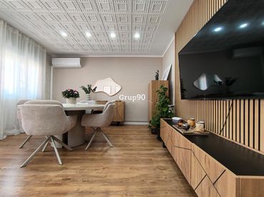 Wohnung mit Balkon zum Verkauf in Instituts - Universitat