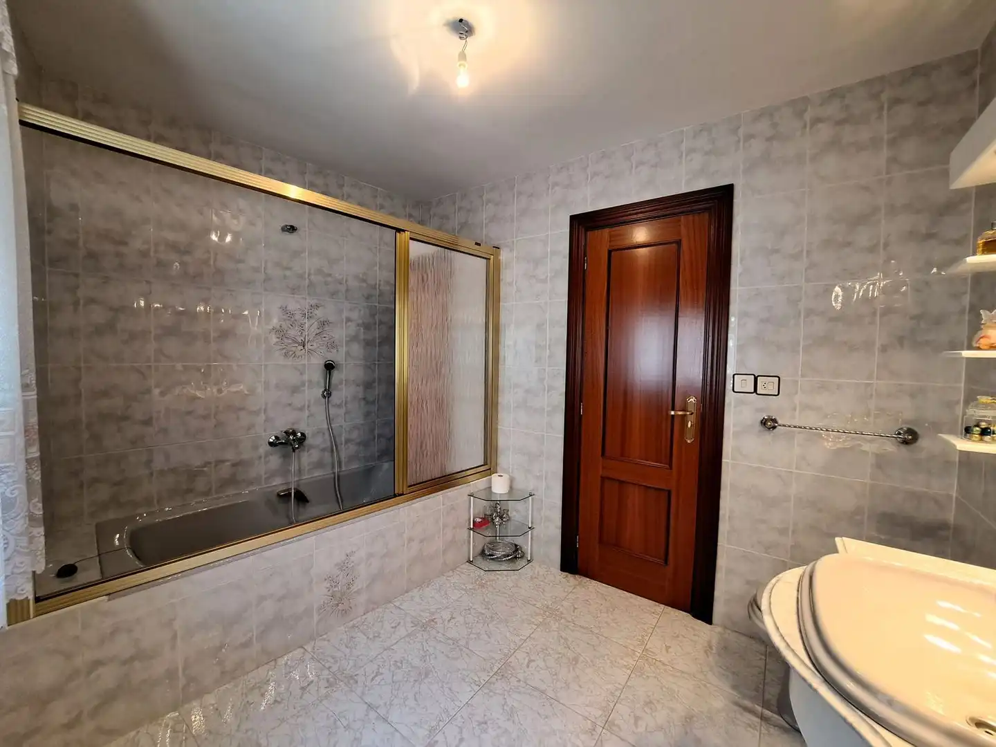 Bathroom of Houses for sale in San Esteban de la Sierra  with Terrace and Storage room
