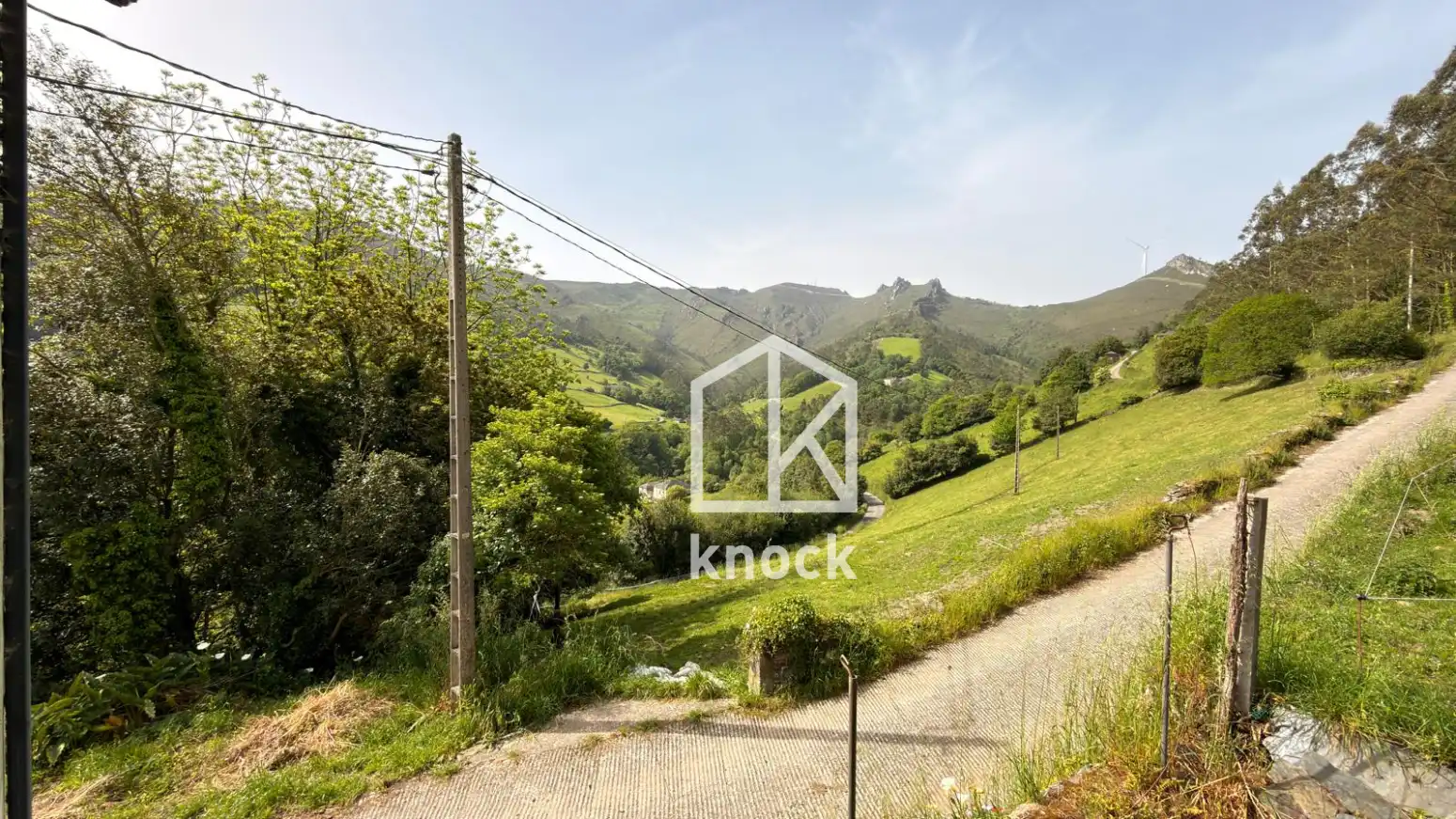 Casa o xalet en venda en Valdés - Luarca amb Calefacció i Jardí privat