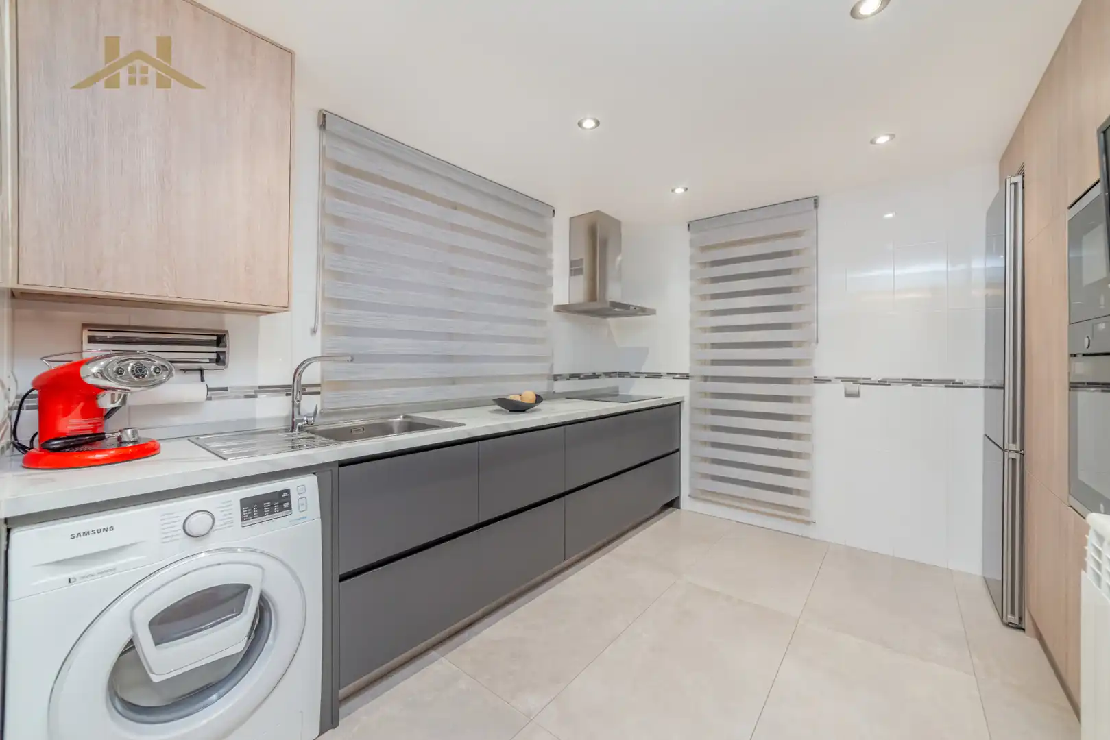 Kitchen of Flat for sale in Valdemoro  with Air Conditioner, Heating and Parquet flooring