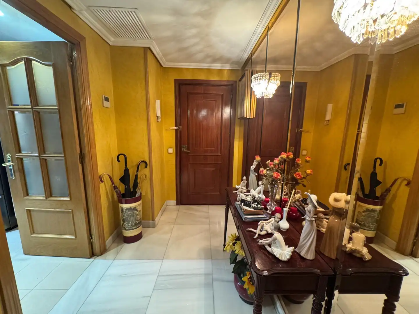Flat for sale in Madrid  with Air Conditioner, Heating and Terrace