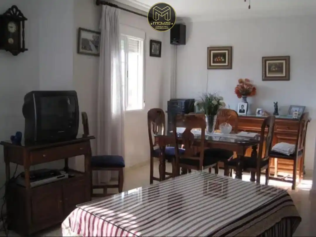 Flat with terrace for sale in Baena
