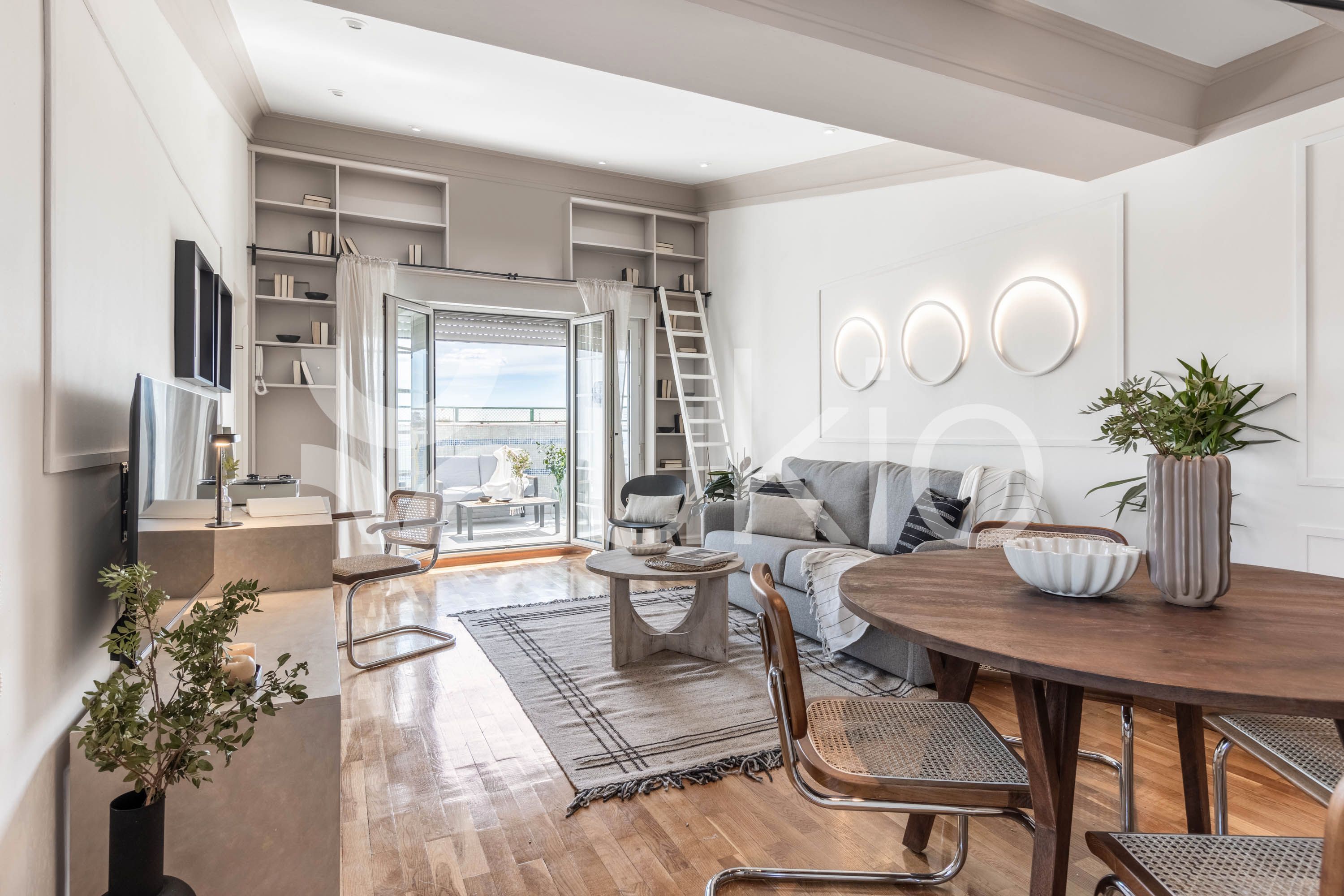 Living room of Attic to rent in  Madrid Capital  with Air Conditioner, Heating and Terrace
