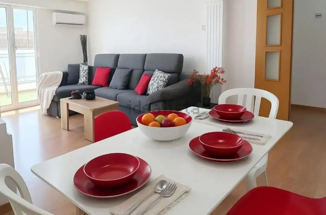 Esszimmer von Dachboden zum Verkauf in Almería mit Klimaanlage und Terrasse