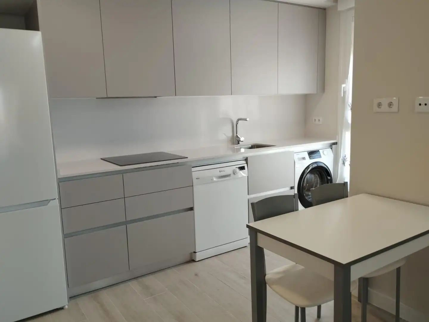 Cocina de Piso en venta en Ciudad de la Comunicación - Arco Ladrillo