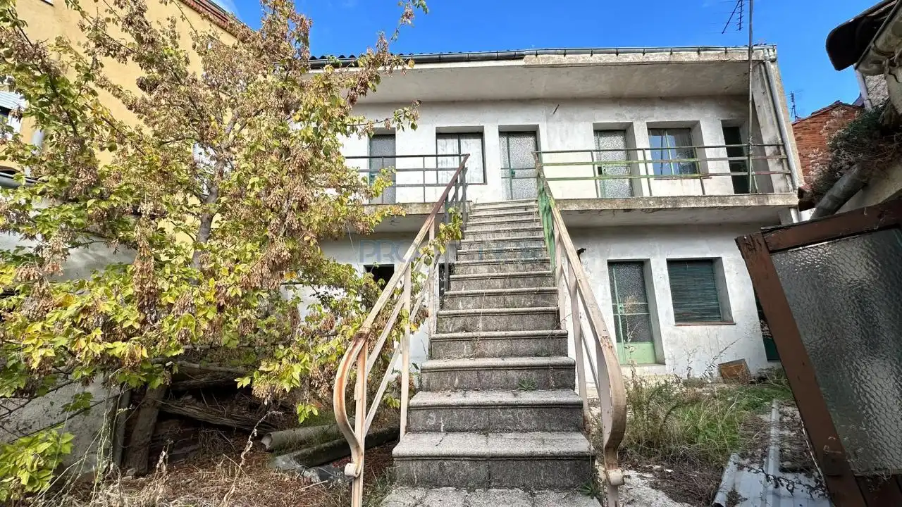 Exterior view of Houses for sale in San Esteban