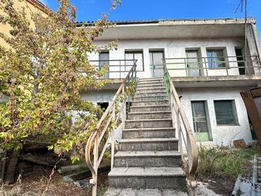 Casa amb jardí en venda a San Esteban
