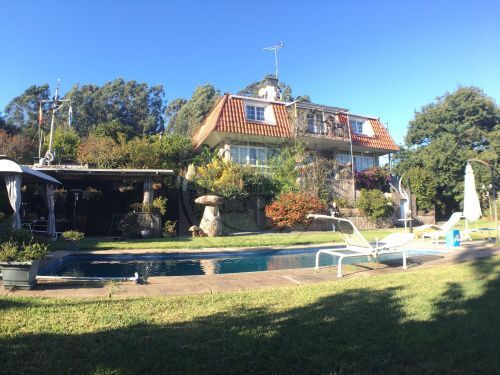 Jardí de Casa o xalet en venda en Pontevedra Capital  amb Jardí privat, Terrassa i Traster