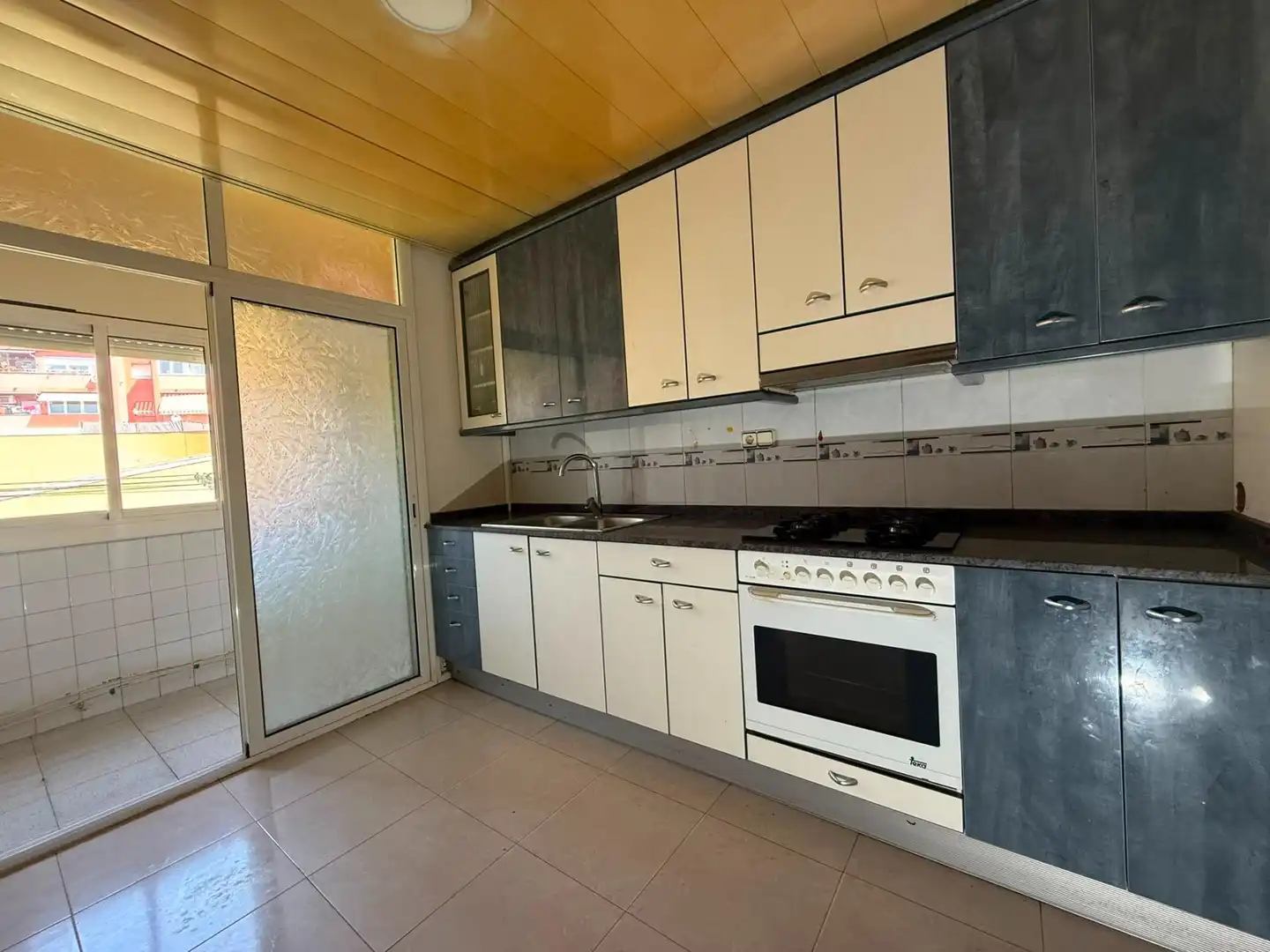 Cuina de Dúplex en venda en Mollet del Vallès amb Balcó