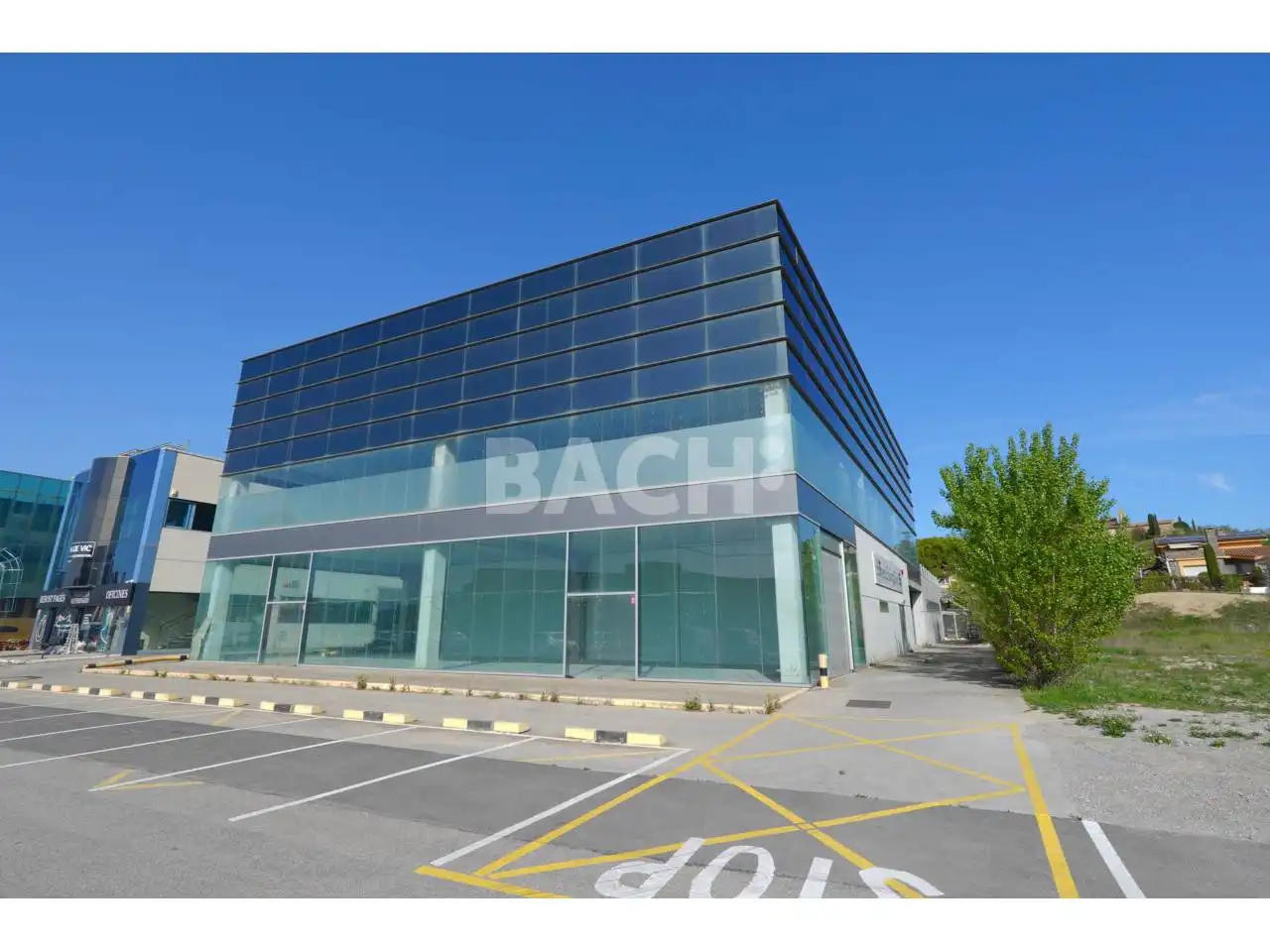 Vista exterior de Local en venta en Gurb