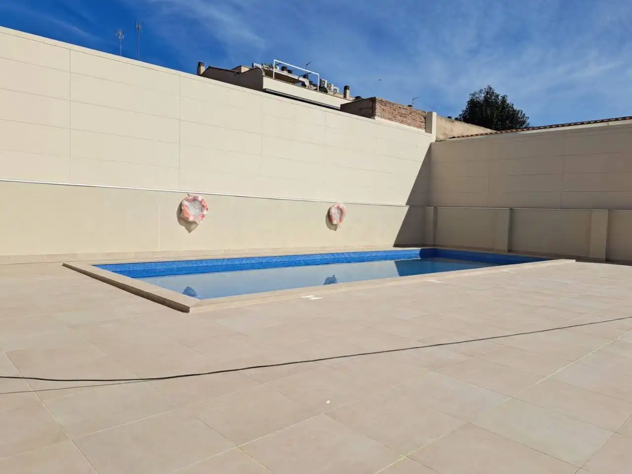Piscina de Piso de alquiler en Sabadell con Aire acondicionado, Calefacción y Parquet
