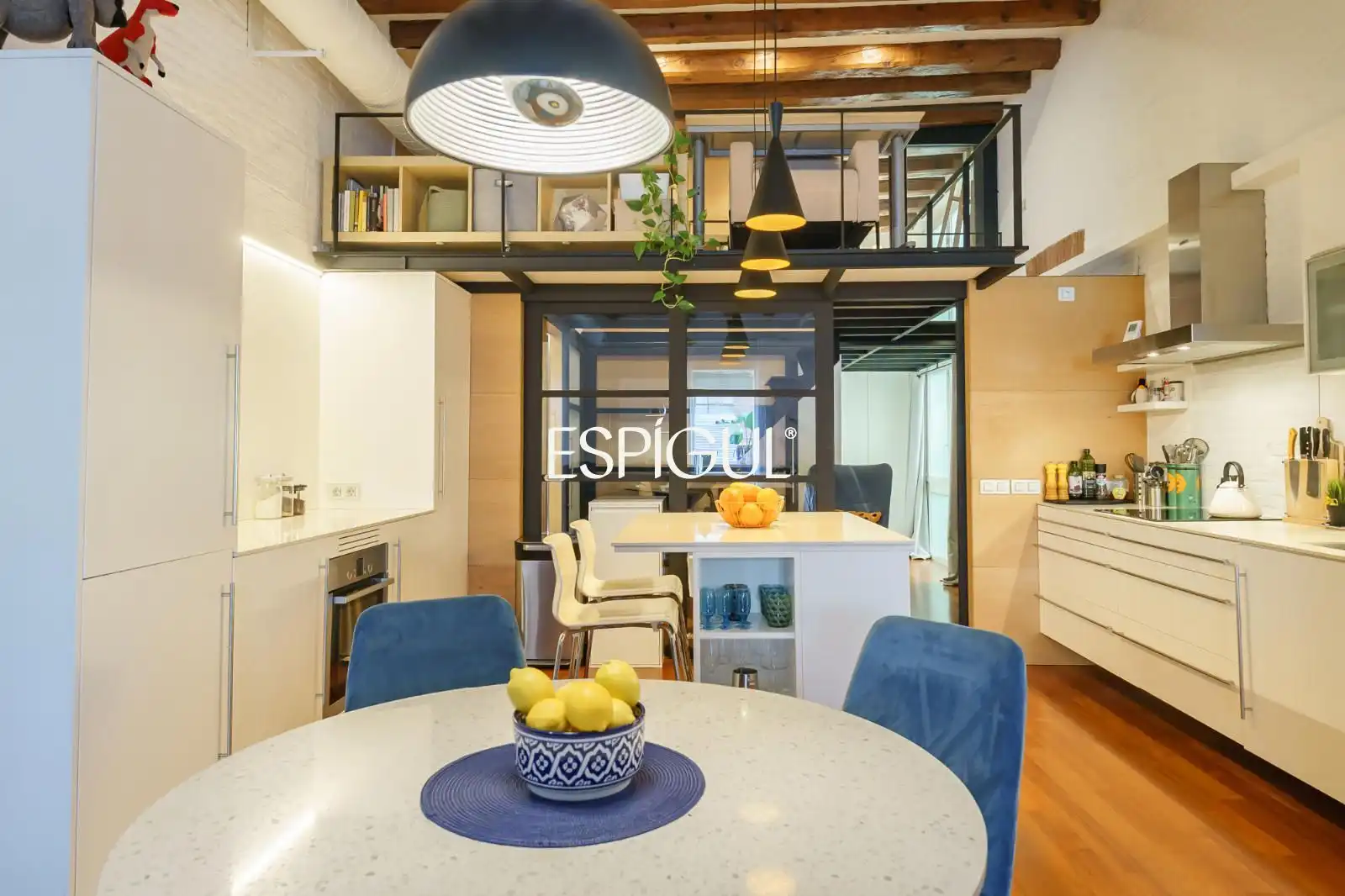 Piso en venta en NOU DE LA RAMBLA, El Poble Sec - Parc de Montjuïc