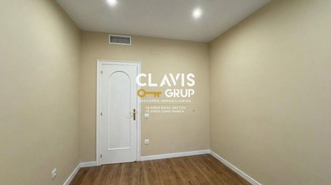 Foto 5 de Piso en venta en Les Roquetes, Barcelona Capital