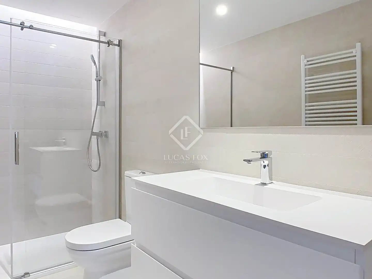 Baño de Casa o chalet en venta en Madrid con Aire acondicionado, Calefacción y Parquet