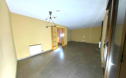 Casa adosada en venda en Mallén amb Calefacció, Traster i Balcó