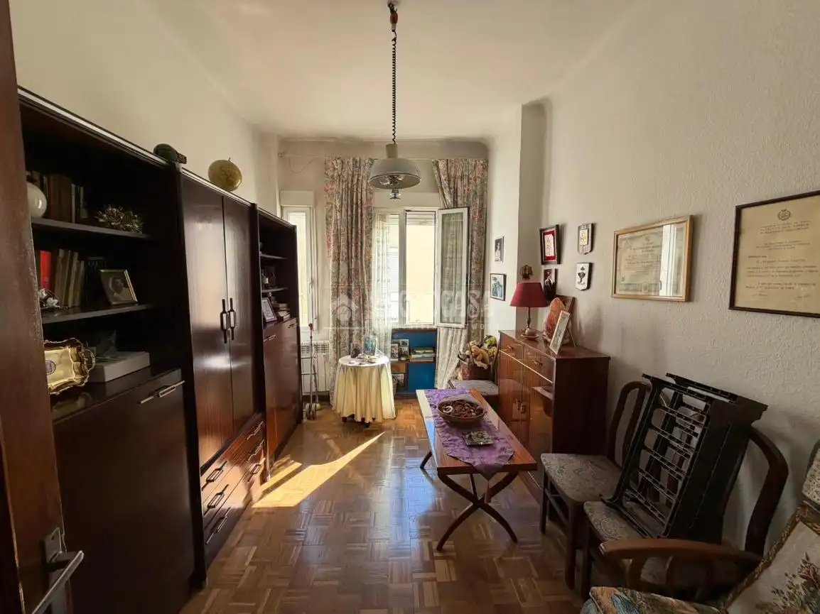 Sala de estar de Piso en venta en Madrid con Calefacción y Terraza