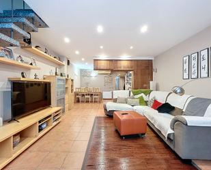 Living room of Duplex for sale in  Barcelona Capital  with Air Conditioner and Heating
