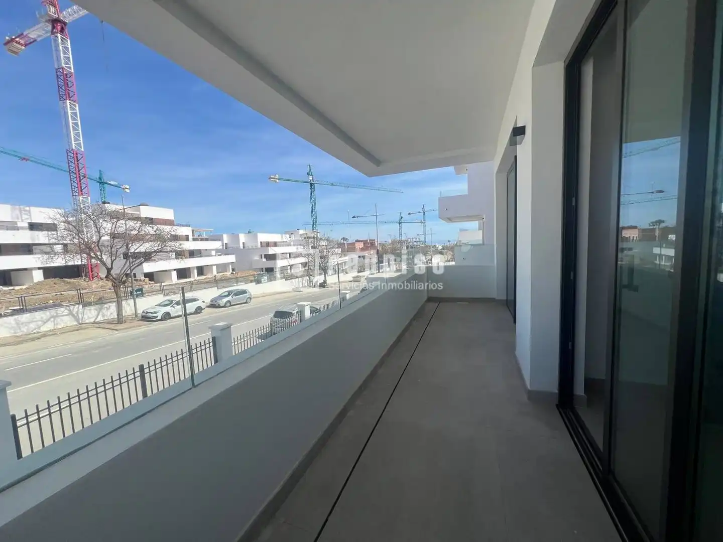 Terrassa de Pis en venda en Estepona amb Aire condicionat, Calefacció i Jardí privat