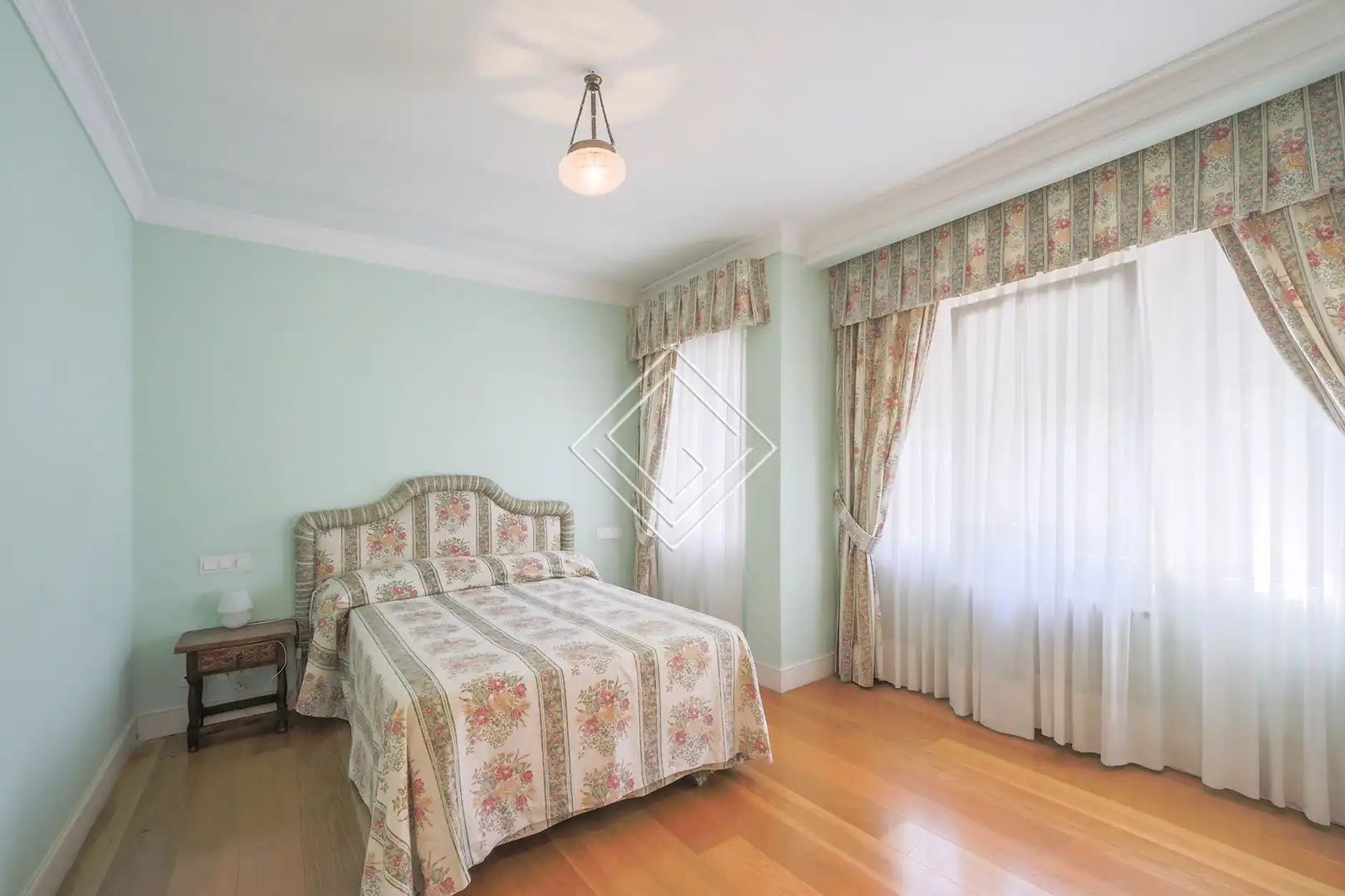 Habitación de Casa o chalet en venta en Madrid con Aire acondicionado, Calefacción y Jardín privado