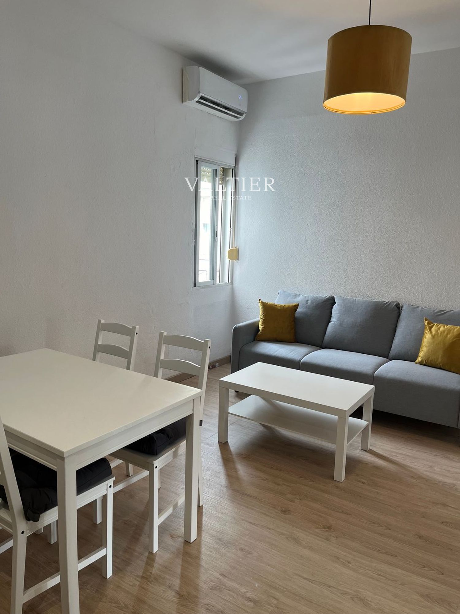 Bedroom of Flat for rent in  Madrid Capital  with Air Conditioner and Furnished