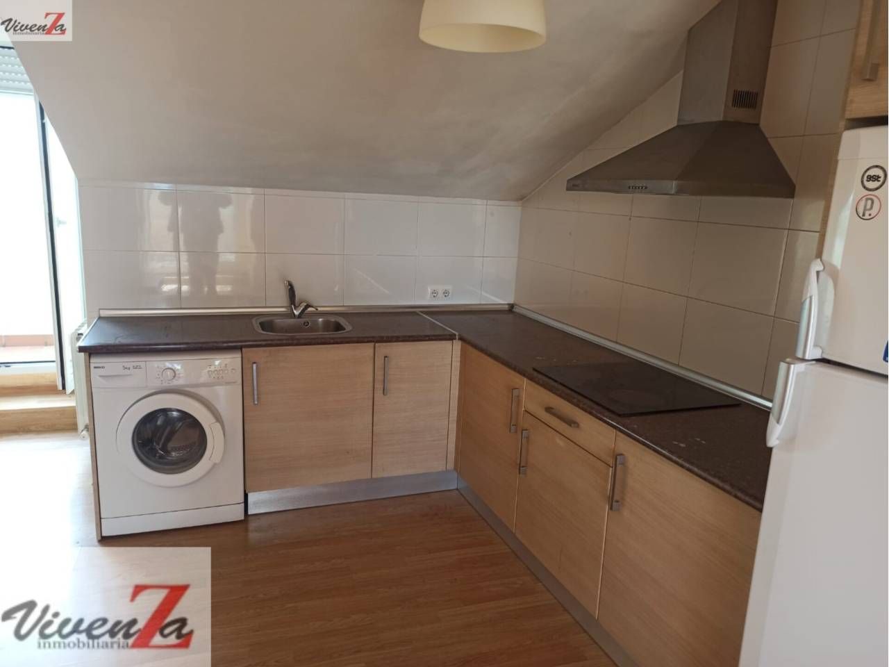 Cuina de Pis en venda en Zamora Capital  amb Calefacció, Traster i Moblat