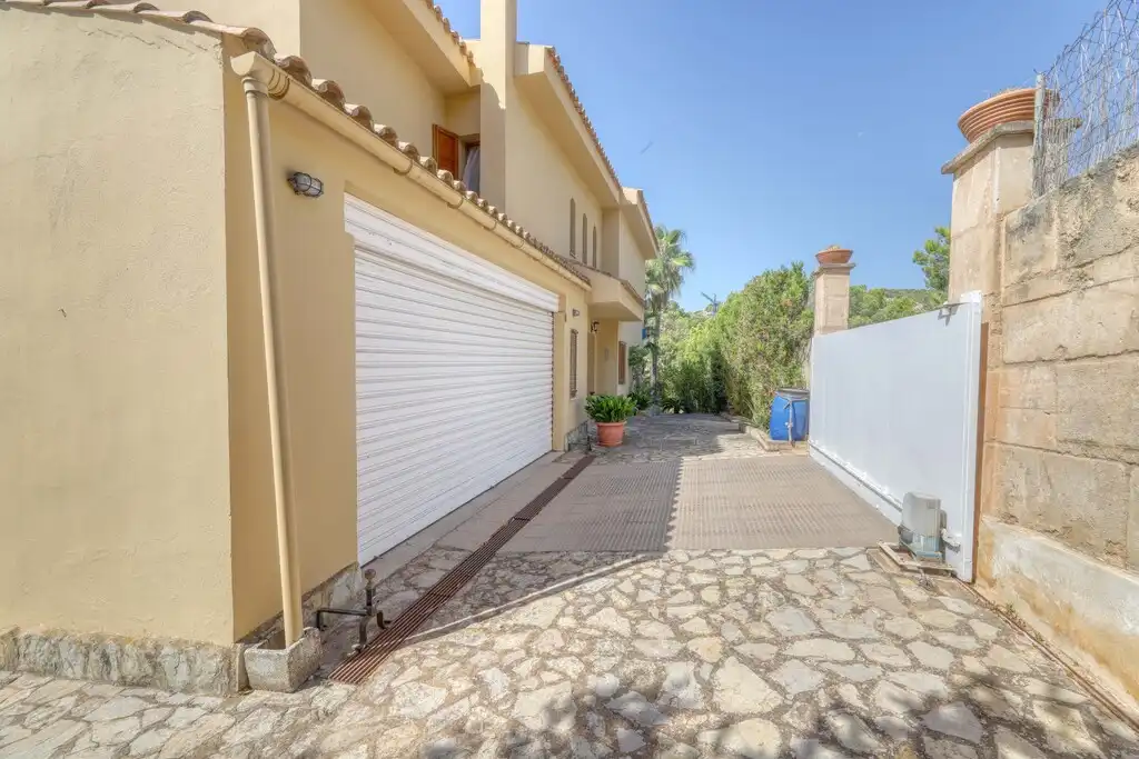 Exterior view of Houses for sale in Calvià  with Air Conditioner, Private garden and Terrace
