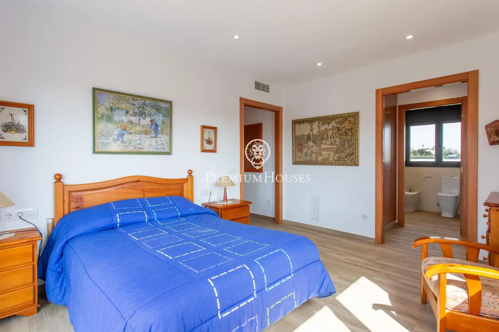 Dormitori de Casa o xalet en venda en Cabrera de Mar amb Calefacció, Jardí privat i Parquet
