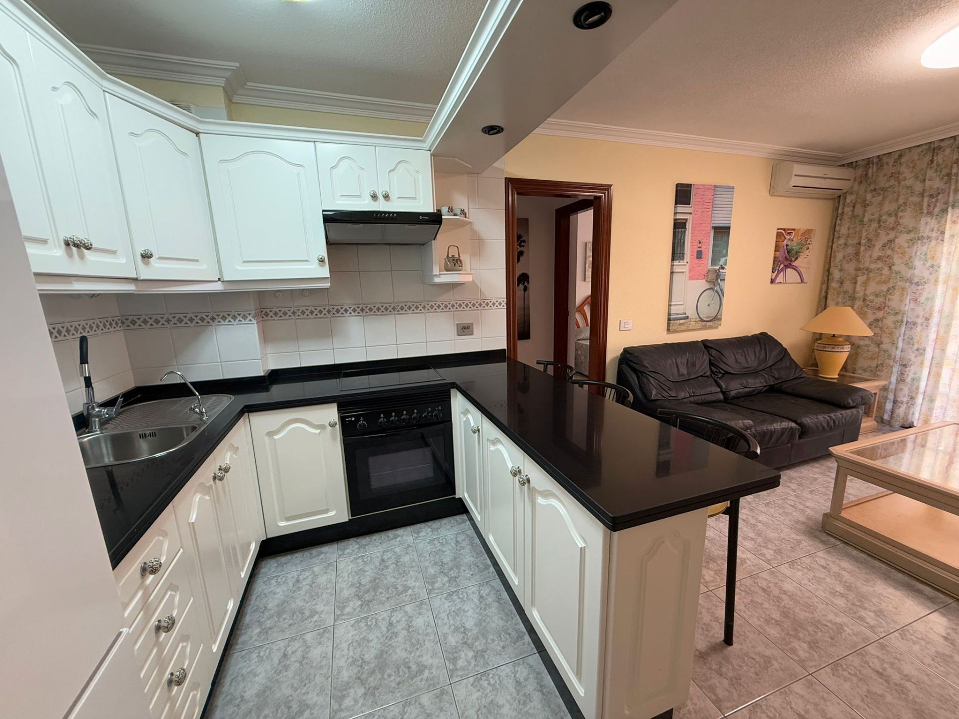 Cocina de Apartamento en venta en Granadilla de Abona con Aire acondicionado, Terraza y Trastero